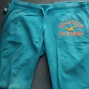 Hollister sweatpants in blue.